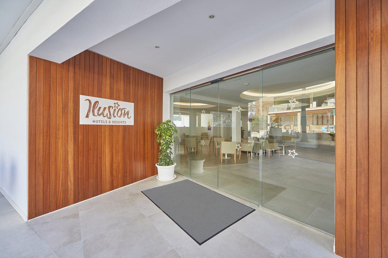 Hotel Ilusion Moreyo - Adults Only Cala Bona  Bagian luar foto