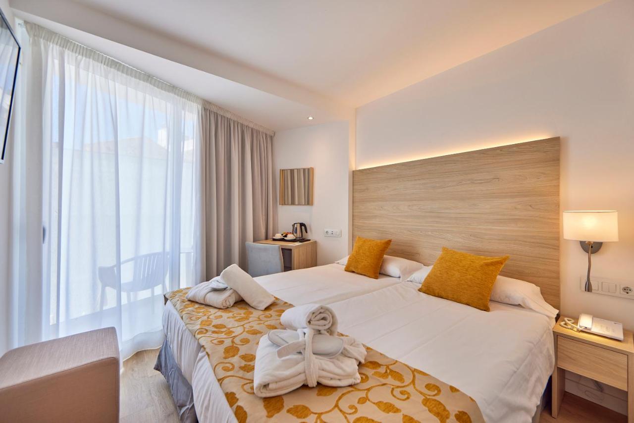 Hotel Ilusion Moreyo - Adults Only Cala Bona  Bagian luar foto