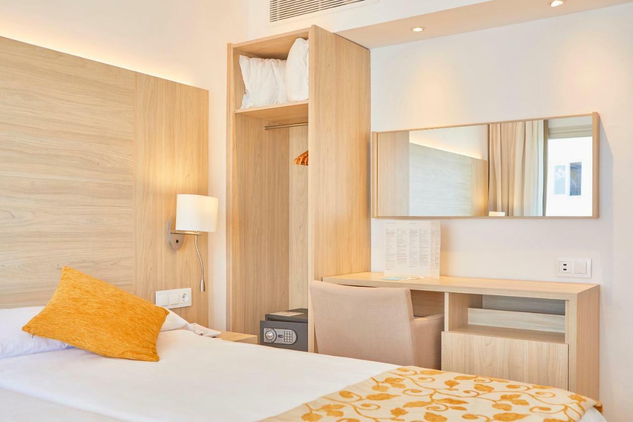 Hotel Ilusion Moreyo - Adults Only Cala Bona  Bagian luar foto