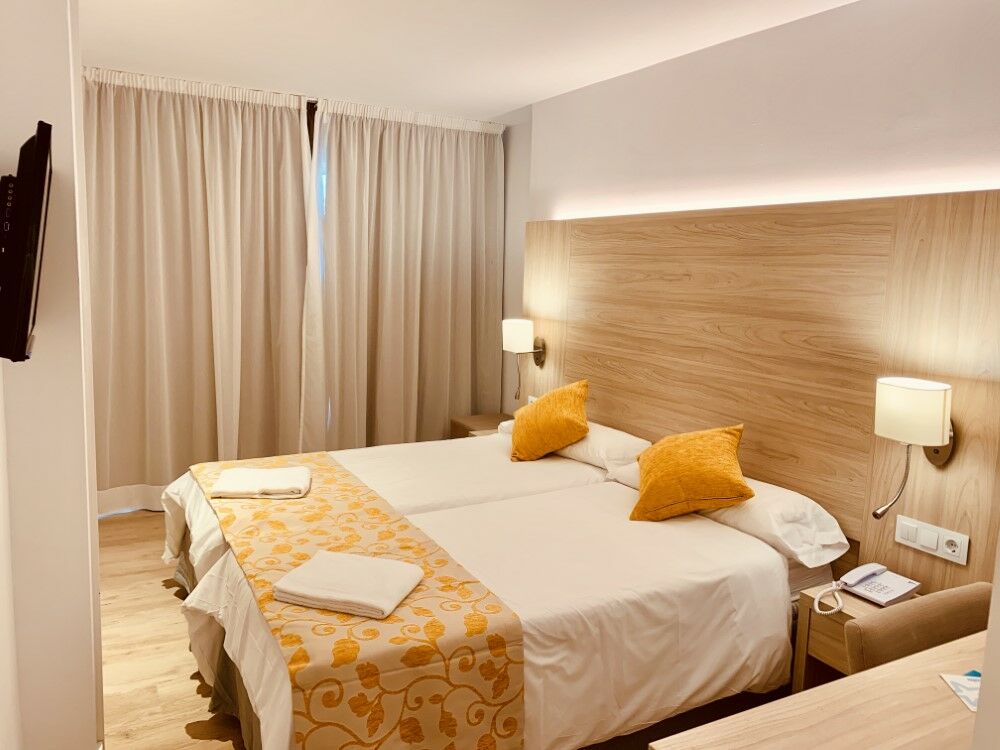 Hotel Ilusion Moreyo - Adults Only Cala Bona  Bagian luar foto